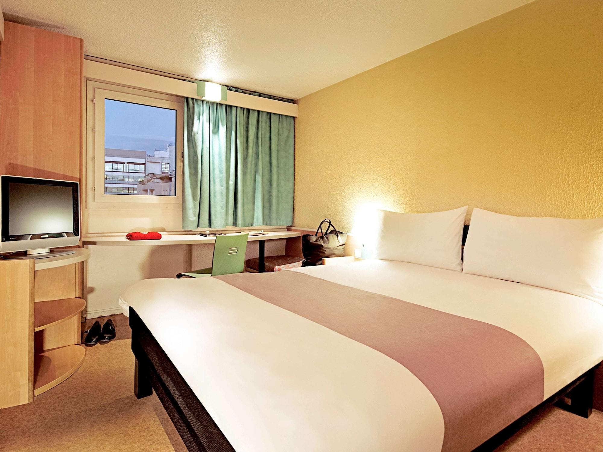 Hotel Ibis Setubal Exterior photo