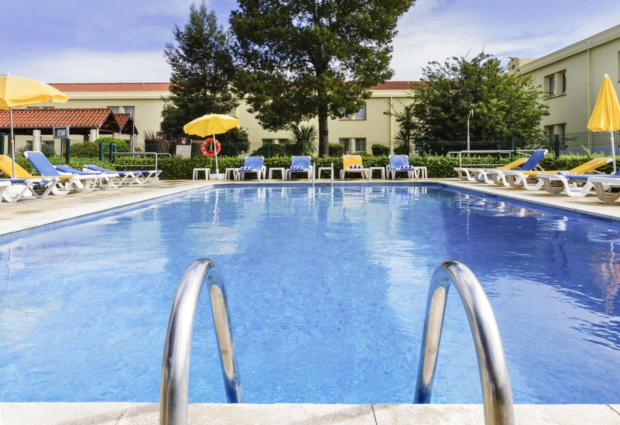 Hotel Ibis Setubal Exterior photo