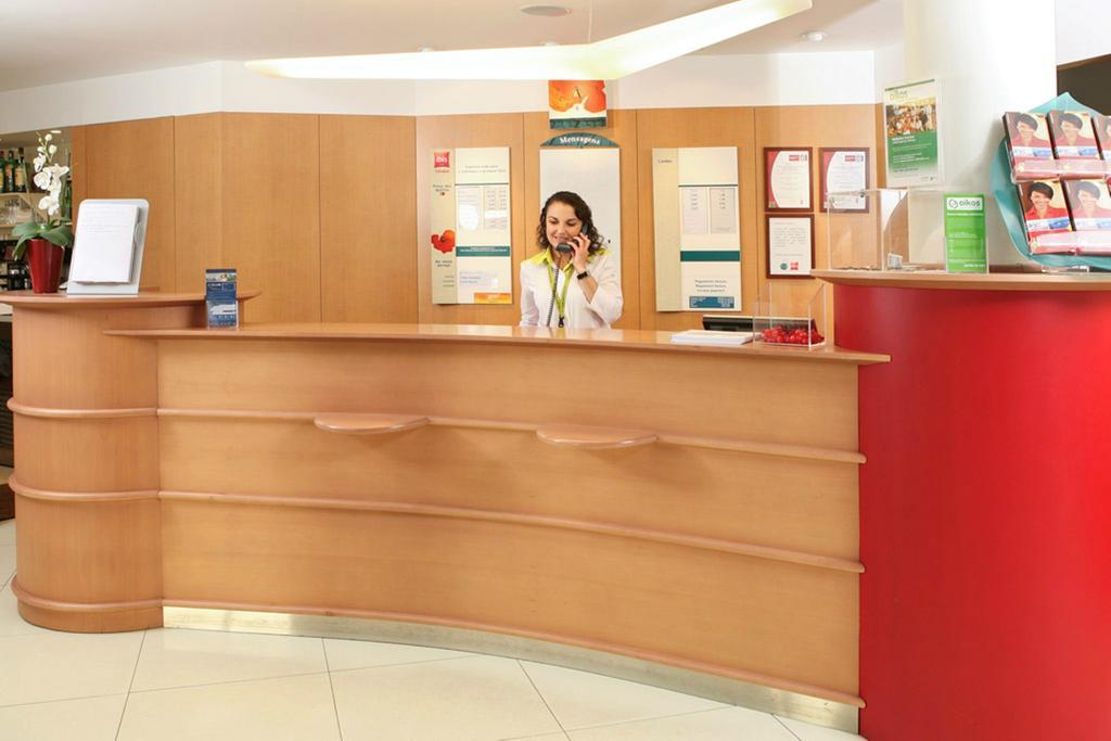 Hotel Ibis Setubal Exterior photo