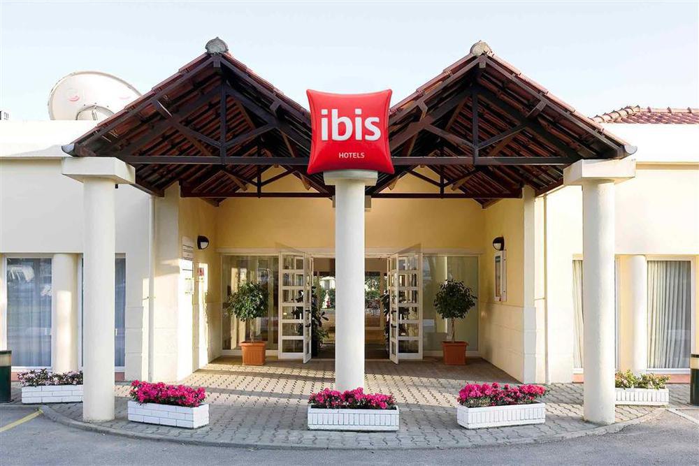 Hotel Ibis Setubal Exterior photo